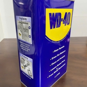 BÁN WD-40 LÀM SẠCH VÀ BẢO VỆ KIM LOẠI.