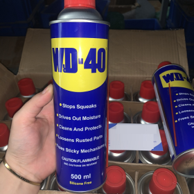 CHAI XỊT TẨY SẠCH DẦU MỠ, CẶN RỈ SÉT WD – 40