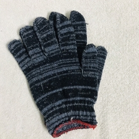 ĐÔI GĂNG TAY NHỔ CỎ GIÁ TỐT 