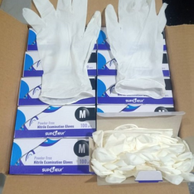 GĂNG TAY Y TẾ HỘP 100 CÁI GIÁ RẺ, GIAO LIỀN TRONG NGÀY