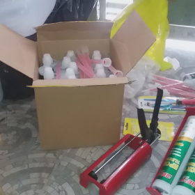 GIÁ BÁN KEO CHÍT CHỈ GẠCH BAO NHIÊU TIỀN 1 CHAI