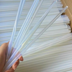 KEO NẾN TRONG SUỐT DÁN ĐỒ KHÔNG LỘ VẾT KEO 