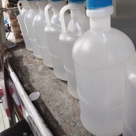 MUA ACETONE TẨY MÓNG TAY Ở ĐÂU