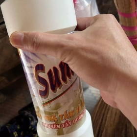 MUA MEN SỨ TẨY TRẮNG BỒN CẦU GIÁ TỐT TPHCM